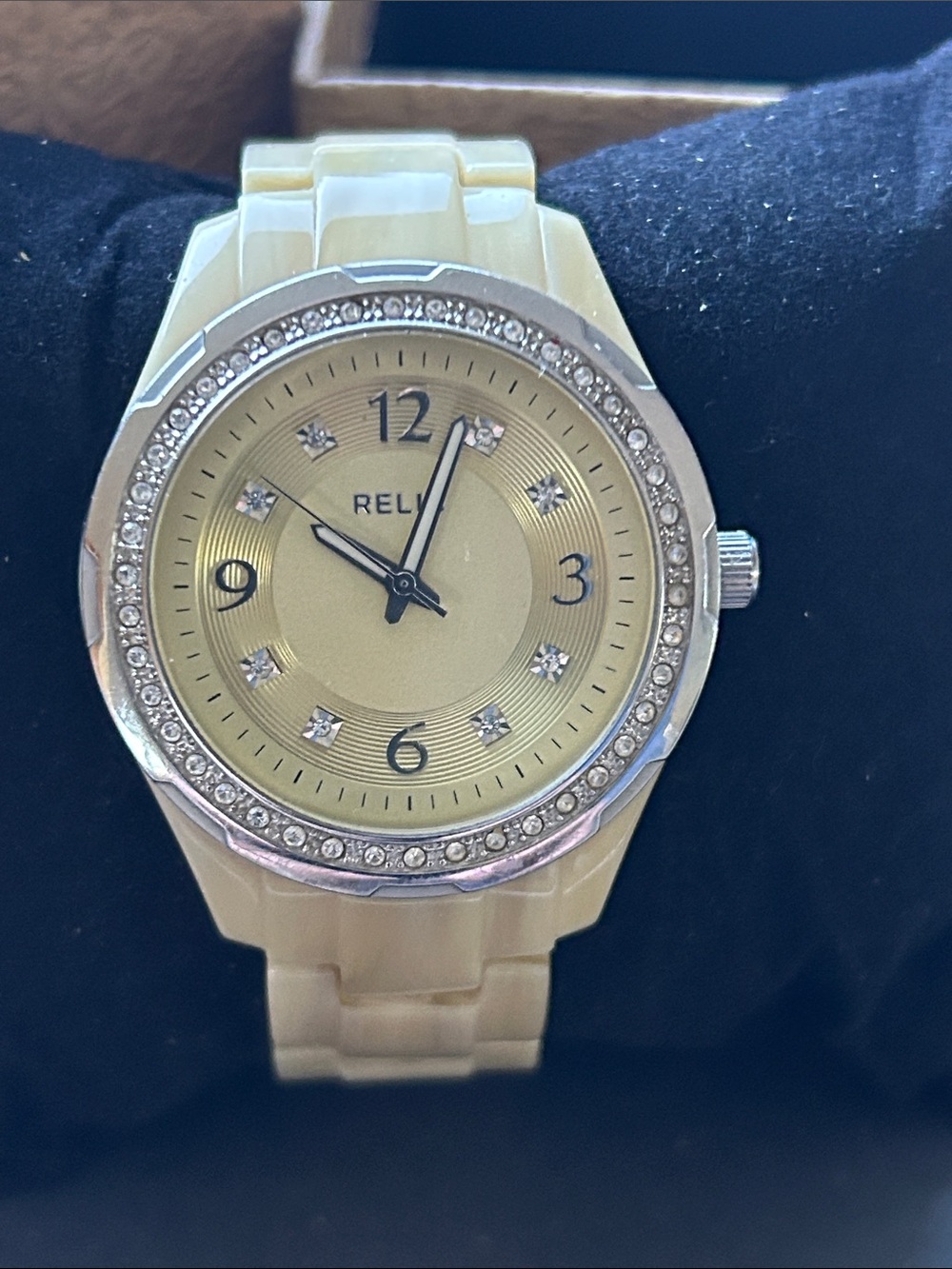 RELIC Bone Resin Rhinestone Accent Watch ZR11903 Gold & White